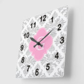 Lg Grijze Floral Damask #3 Roze monogram Etiket Vierkante Klok (Hoek)