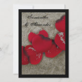 LG Rode rozenblaadjes op zandstrand bruiloft Kaart (Achterkant)