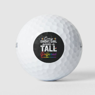LGBT Elk klein meisje heeft een groot Vriendin nod Golfballen