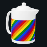 LGBT Gay Pride Rainbow Stripes kleurrijke vlag LGB Theepot<br><div class="desc">Prachtige, levendige LGBT gay pride-kleuren, kleurrijke geometrische strepen, aangepast, gepersonaliseerd, modern, cool, stijlvol, elegant faux goudscript / typografie / font, monogrammed, 100% wit porselein, afwasmachine veilig, microgolfveilig, theepot. Typ gewoon het type jouw naam / kinder naam / familienaam / bedrijfsnaam om aan te passen. Maak een geweldig cadeau voor verjaardag,...</div>
