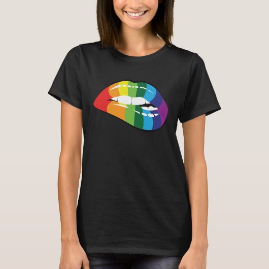 LGBT Human Rights, LGBT PRIDE Rainbow Lips Gay Les T-shirt (Voorkant)