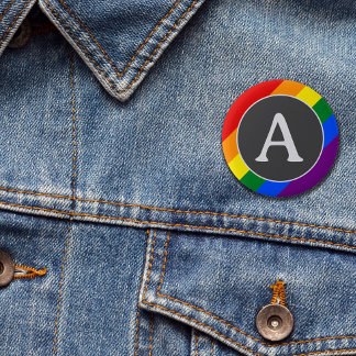 LGBT Initiaal Rainbow Pride Flag Button