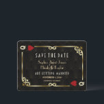 LGBT Lesbisch Casino Las Vegas Poker Huwelijk  Save The Date<br><div class="desc">Uniek Casino Royale en Great Gatsby thema kaartontwerp. Het bevat vintage art deco stijl, een Roaring 1920's oude Hollywood gebroken frame met namaak goudkleurige Fleur-de-lis, rode harten, Q en Q in twee hoeken (die speelkaarten simuleren). Aan de achterkant namaak goudkleurig Art Deco patroon, initialen en speelkaarten symbolen. Gebruik de Personaliseer...</div>