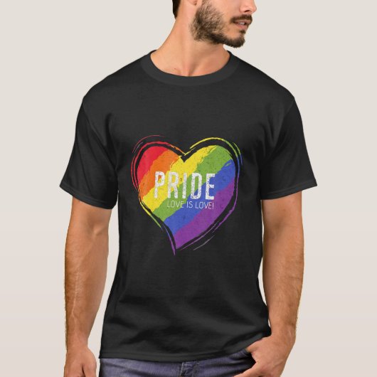 LGBT Pride Design With Heart Rainbow Flag Men Wome T-shirt (Voorkant)