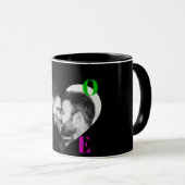 LGBT Pride LIEFDE Letters Zwart & Wit Foto Aangepa Mok (Voorkant rechts)