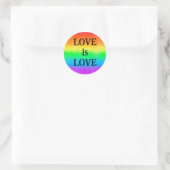 LGBT Pride Quote LIEFDE is LIEFDE | Regenboogvlag Ronde Sticker (Tas)