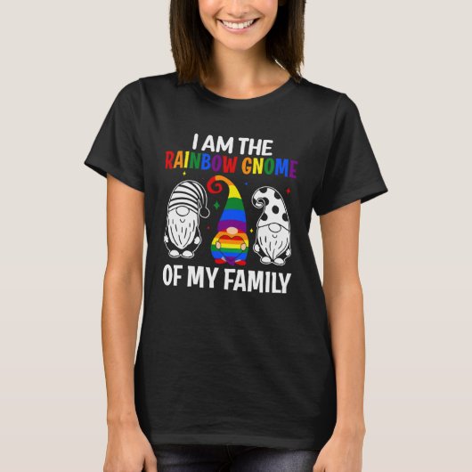 LGBT Pride Rainbow I am the Rainbow Gnome of my Fa T-shirt (Voorkant)