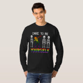 LGBT Pride Skeleton Dabbing Dare To Be Yourself Ou T-shirt (Voorkant volledig)