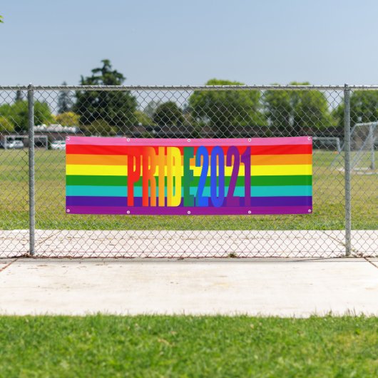 LGBT Rainbow Pride Flag LGBTQ Gay Pride 2021 Spandoek (Insitu)