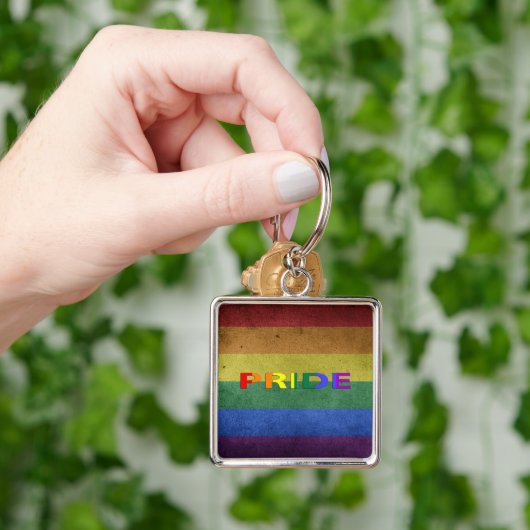 LGBT Rainbow Pride Flag Retro Style Sleutelhanger (Hand)