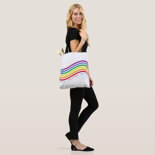 LGBT-vlag Tote Bag (Op model)