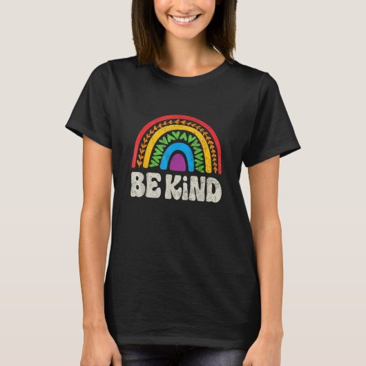 LGBTQ Be Kind Gay Pride LGBT Ally Rainbow Flag Ret T-shirt (Voorkant)