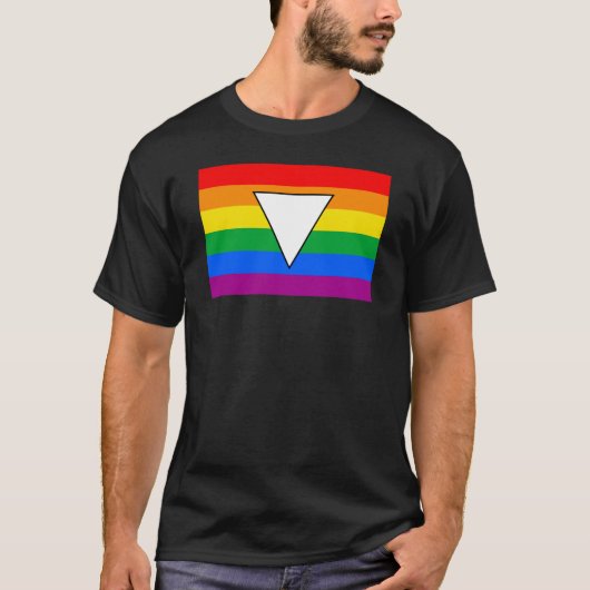 LGBTQ+ driehoek en regenboogpride T-shirt (Voorkant)