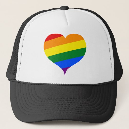 LGBTQ Heart Rainbow Trucker Pet (Voorkant)