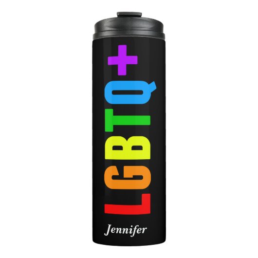 LGBTQ plus regenboogkap Pride Acronym Monogram Thermosbeker (Voorkant)