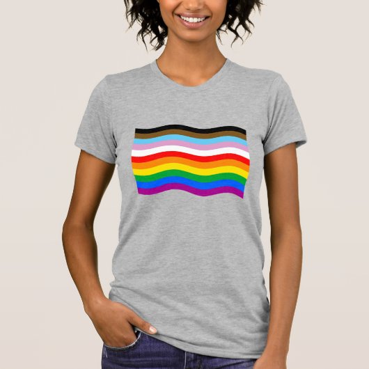 LGBTQ POC Pride Waving Flag T-shirt (Voorkant)