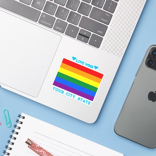 LGBTQ Pride Flag Sticker (Laptop met iPhone)