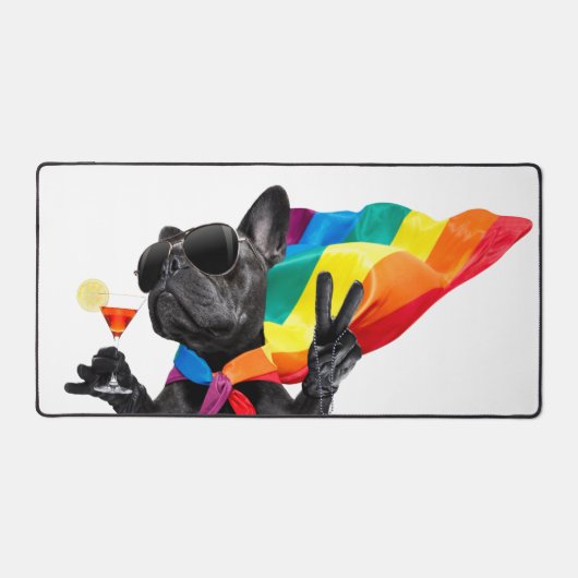 LGBTQ Pride Party Hond in Rainbow Cape Bureaumat (Voorkant)