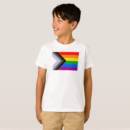 LGBTQ+ Progress Pride Vlag T-shirt (Voorkant volledig)