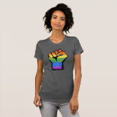 LGBTQ Traditionele Regenboog Pride Vuist T-shirt (Voorkant volledig)