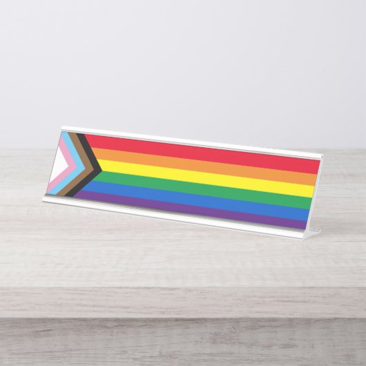 Lgbtq: vlag van homoseksuele pride, inclusief bred bureau naambordje (Voorkant)