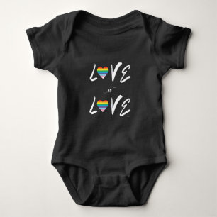LGBTQIA Liefde is LIEFDE Rainbow Heart Pride Romper