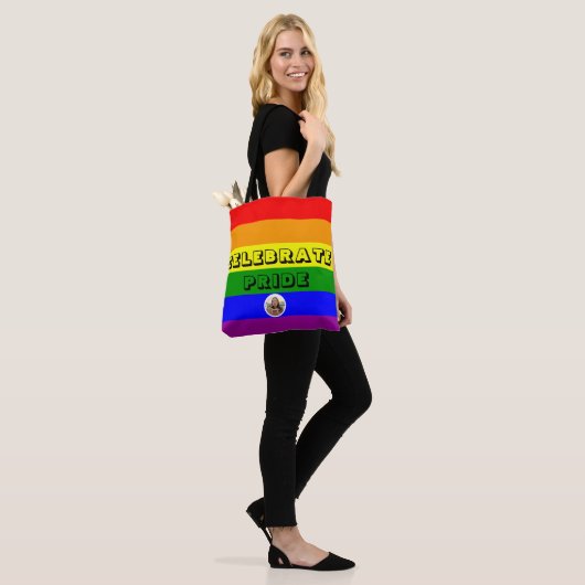 LGBTQIA+ Pride Regenboogvlag Tote Bag (Op model)