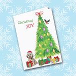 Lhasa Apso Hond, Vogel en Kerstboom Feestdagen Kaart<br><div class="desc">Op de voorkant van deze kerstkaart draagt een schattigste pet kleine Lhasa Apso-hond een rood-wit Sinterklaashondje terwijl hij naast een kerstboom zit. Licht verpakte cadeaupakketten zijn verspreid over, en een goudvink landt op de kerstboom. De rode en groene tekst zegt "Christmas JOY". Binnen is gestileerde tekst die VROLIJK KERSTMIS zegt,...</div>