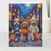 Lhasa Apso Trick-or-Treating In Halloween Kostuums Kaart (Voorkant)
