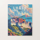 Lhasa Tibet Travel Art Vintage Legpuzzel<br><div class="desc">Lhasa retro vector reisontwerp. Lhasa,  de hoofdstad van de Tibetaanse Autonome Regio,  ligt aan de noordelijke oever van de rivier de Lhasa in een vallei van de Himalaya.</div>
