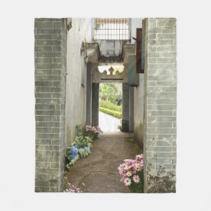 Li Garden Serie: Bloemengang  Fleece Deken