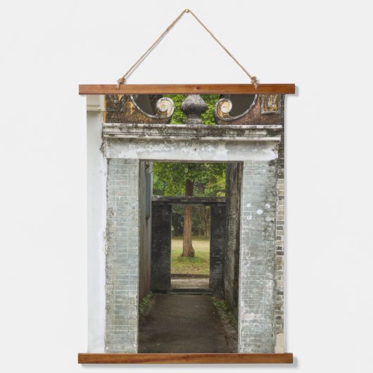 Li Garden Serie: Serene Corridor Hangend Wandkleed (Voorkant)