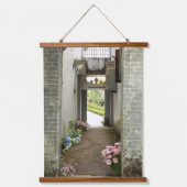 Li Garden Series: Floral Corridor Hangend Wandkleed (Voorkant)