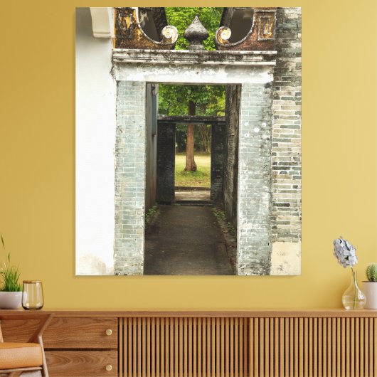 Li Garden Series: Serene Corridor Canvas Afdruk (Insitu (Woonkamer))