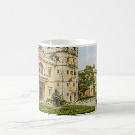 Li Garden Series: Where Stories Reside  Koffiemok (Center)