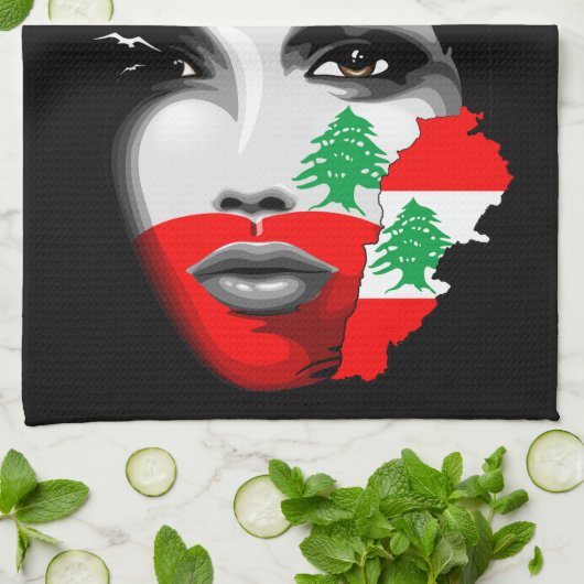 Libanon Vlag en Kaart op het gezicht van het meisj Theedoek (Gevouwen)