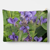 Libel met blauwe ogen op paarse bloemen etui (Achterkant)