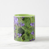 Libel met blauwe ogen op paarse bloemen mok (Midden)