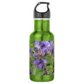 Libel met blauwe ogen op paarse bloemen waterfles (Voorkant)
