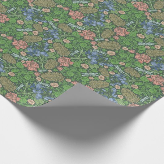 Libelle vliegen in een Engelse tuin Cadeaupapier (Hoek)