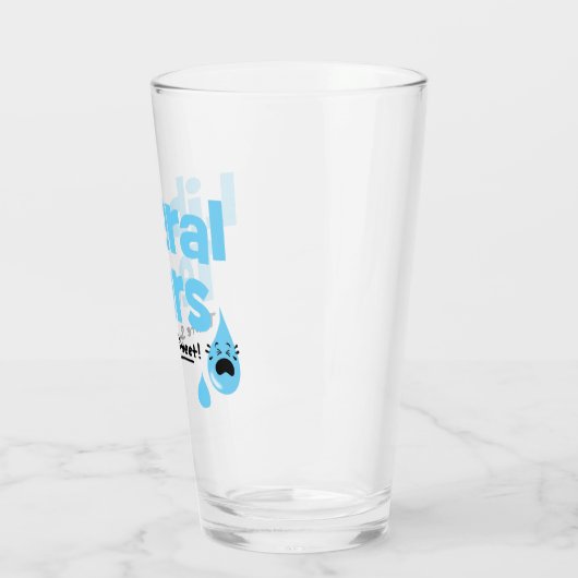 Liberale tranen smaten zo lekker glas (Links)