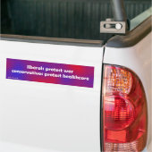 liberalen tegen conservatieven bumpersticker (Op Truck)