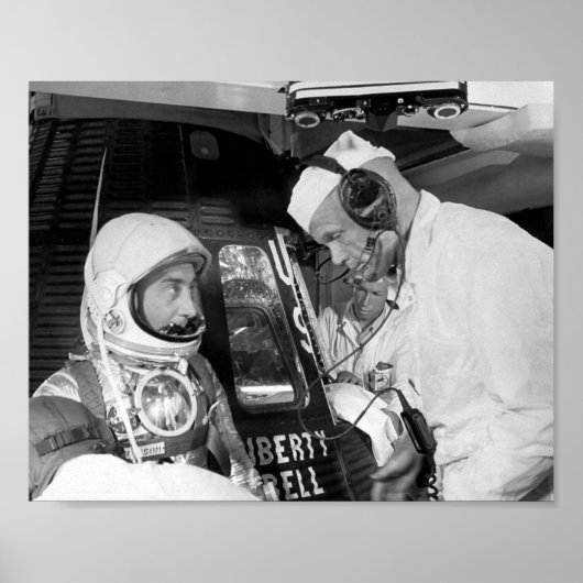 Liberty Bell 7-pre-lanceringsactiviteiten Poster (Voorkant)