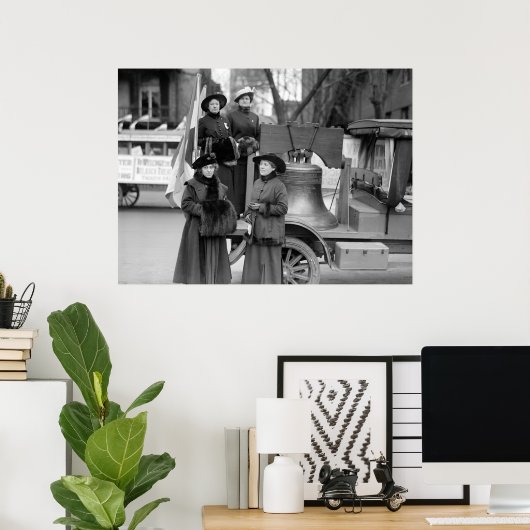 Liberty Bell for Suffrage: 1916 Poster (Thuiskantoor)