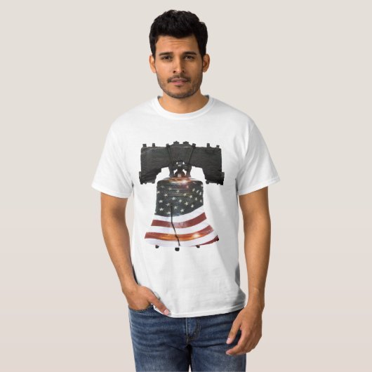 Liberty Bell met Amerikaanse vlag T-shirt (Voorkant volledig)