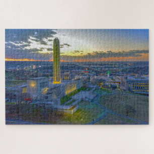 Liberty Memorial bij Sunset, Kansas City, Missouri Legpuzzel