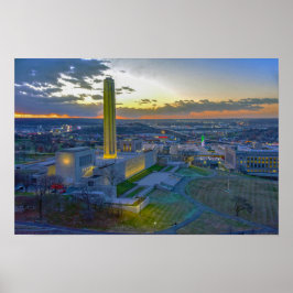 Liberty Memorial bij zonsondergang, Kansas City, M Poster