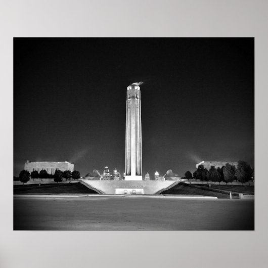 Liberty Memorial, Kansas City, Missouri BW Poster (Voorkant)