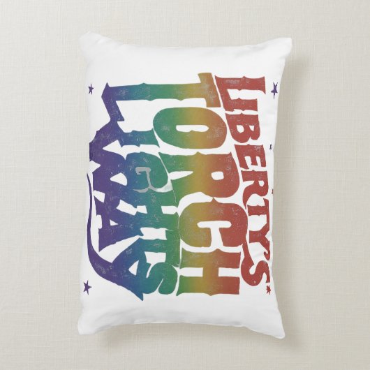 "Liberty's Torch Lights Way" Accent Kussen (Achterkant (Verticaal))