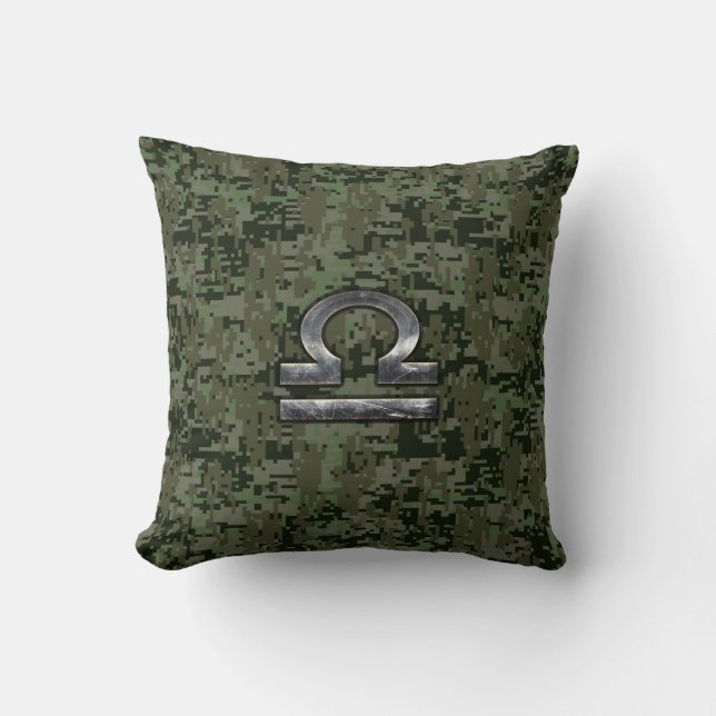 Libra Zodiac Sign Woodland Digital Camouflage Kussen (Voorkant)